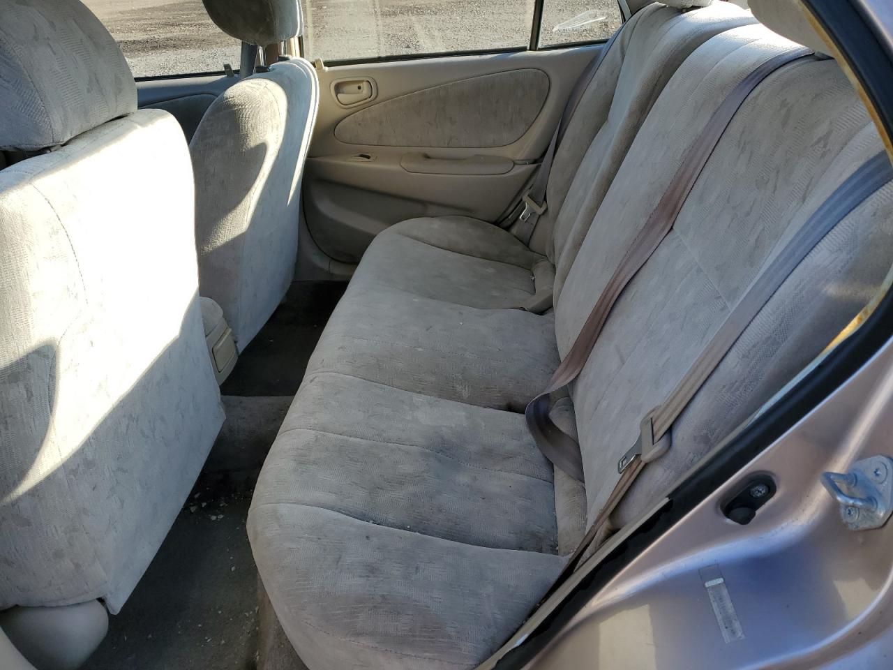2000 Toyota Corolla - Image 11