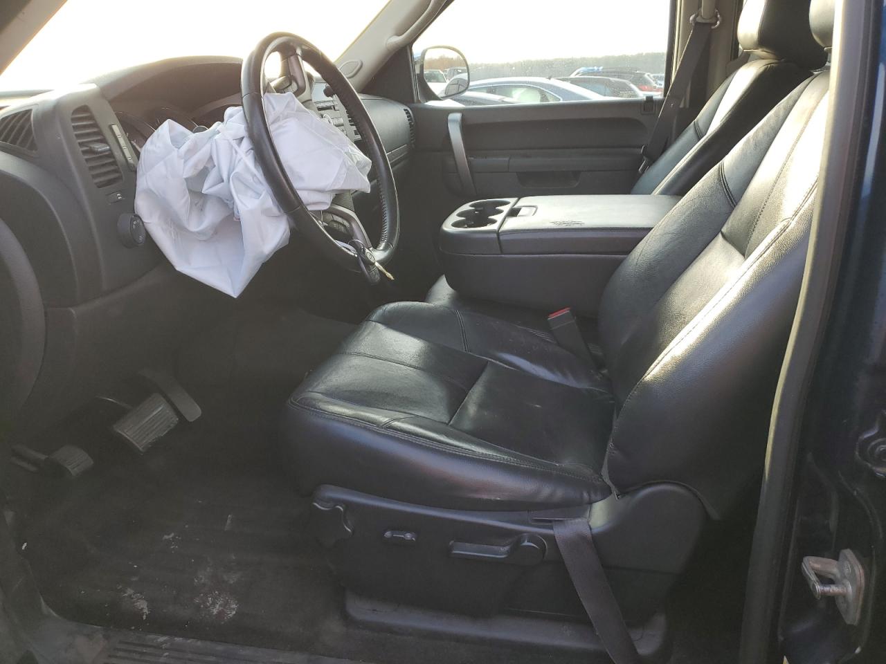 2012 Chevrolet Silverado - Image 7