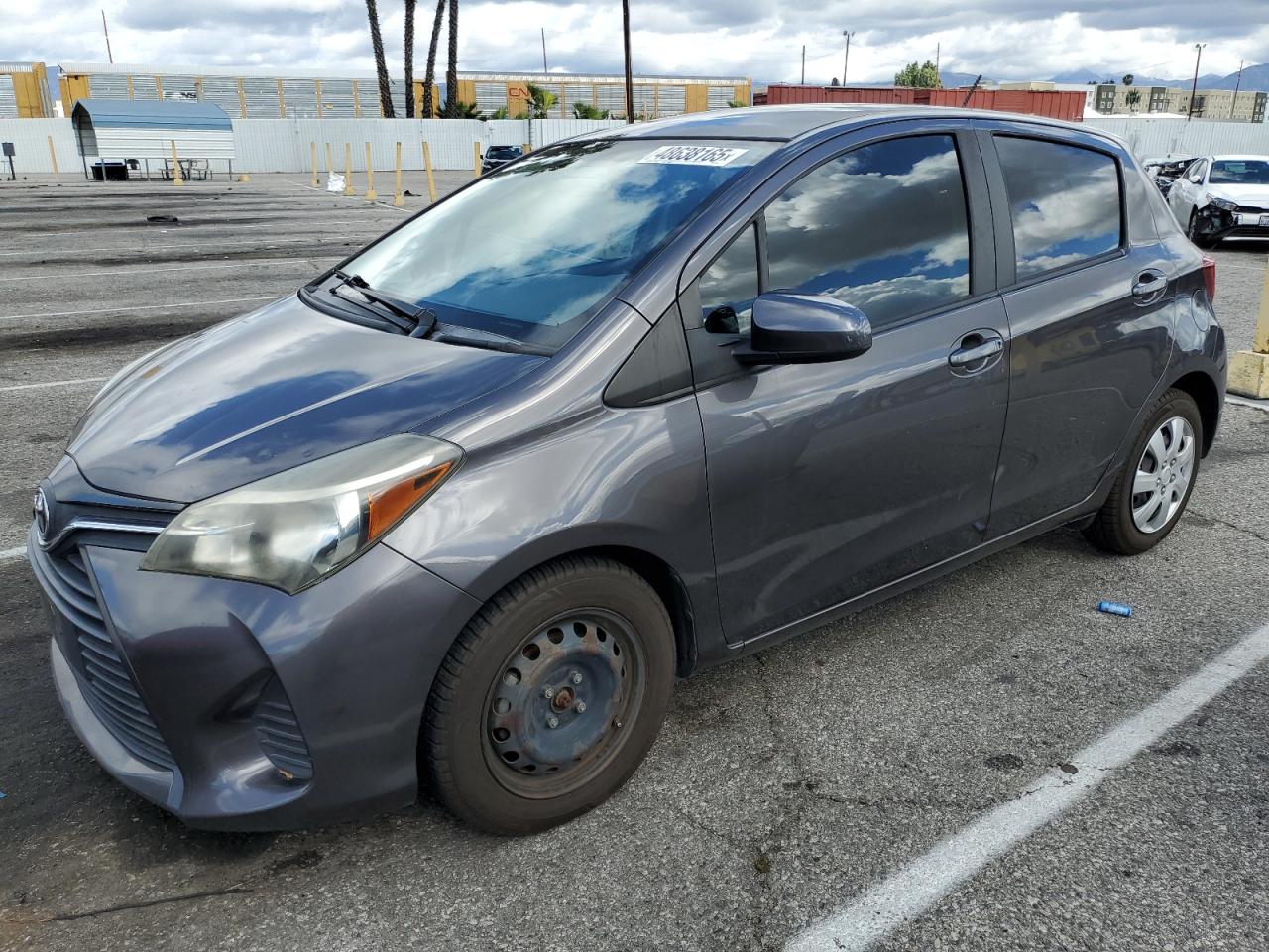 2015 Toyota Yaris zu verkaufen in Van Nuys, CA - Undercarriage