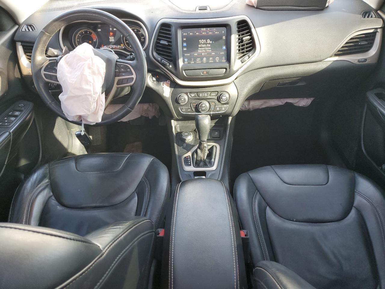 2017 Jeep Grand Cherokee - Image 8