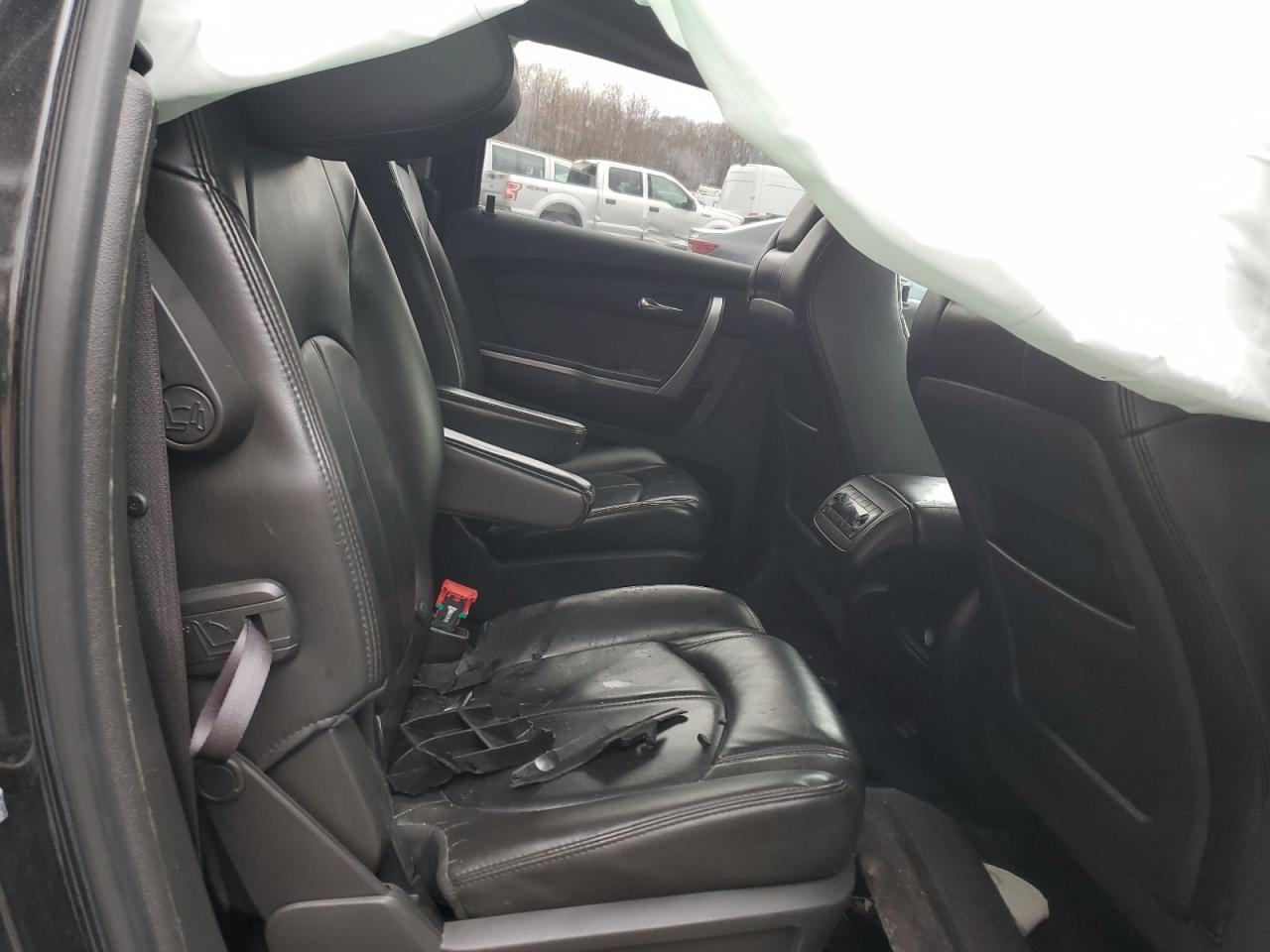 2012 GMC Acadia - Image 11