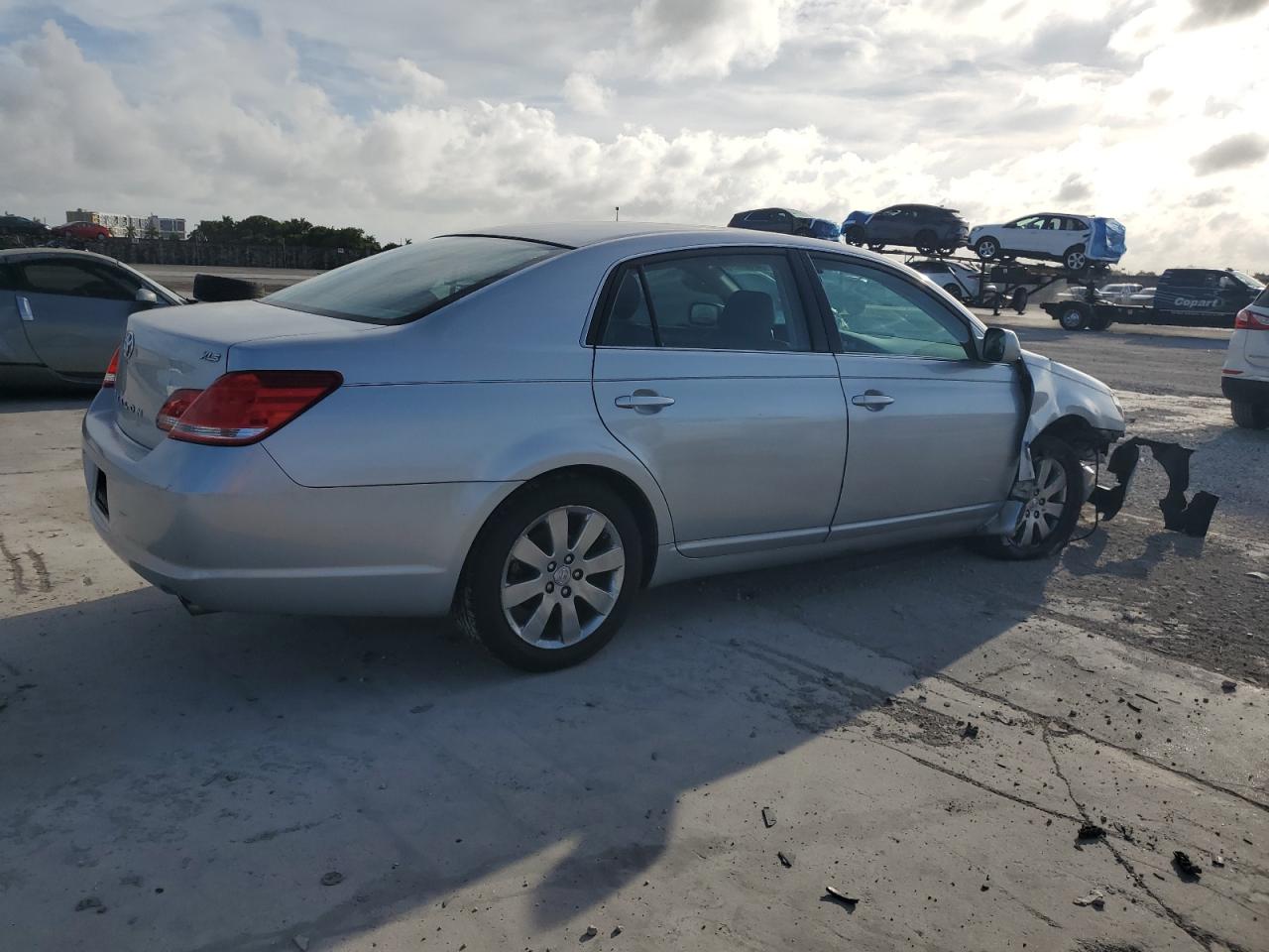 2007 Toyota Avalon - Image 3