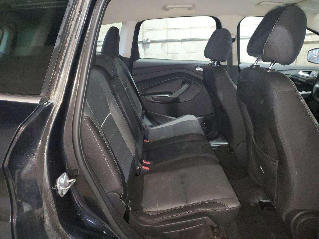 2015 Ford Escape - Image 11