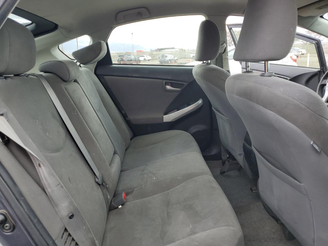2012 Toyota Prius - Image 10