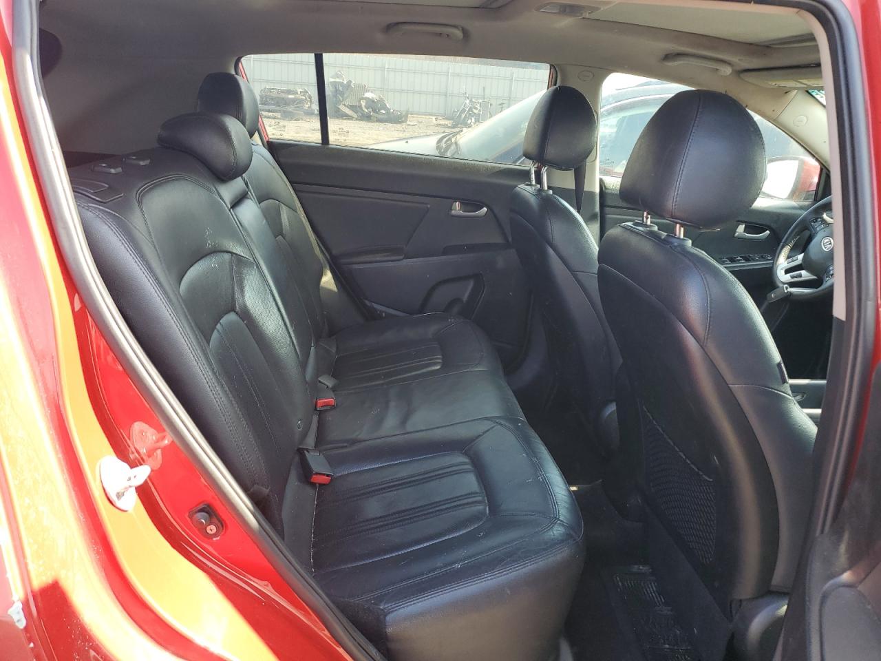 2012 Kia Sportage - Image 11