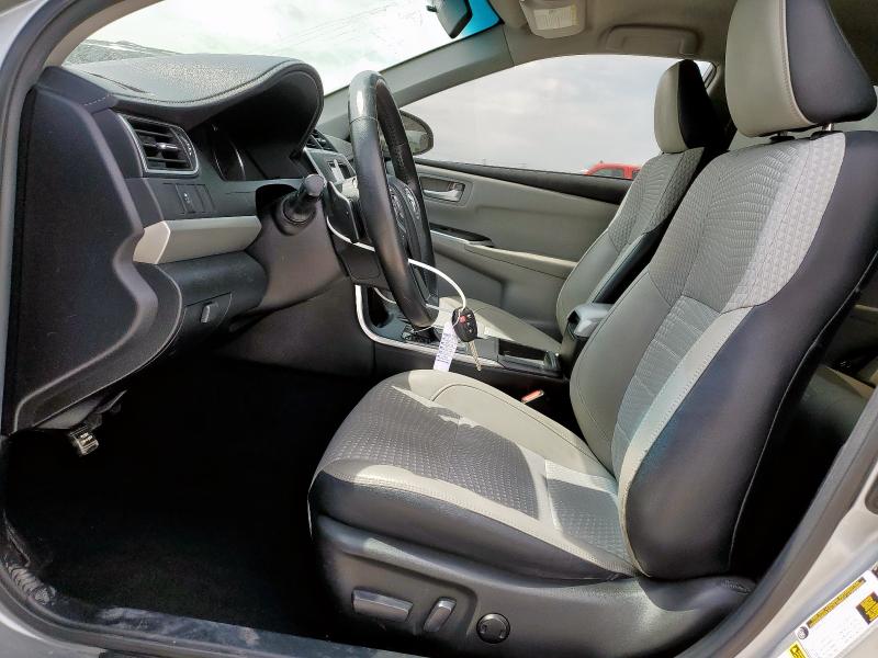  TOYOTA CAMRY 2015 Srebrny