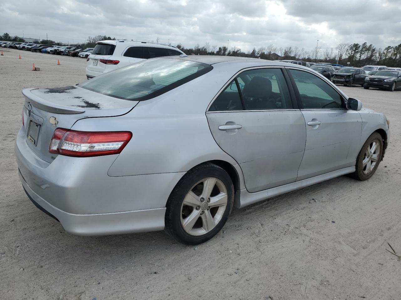 2011 Toyota Camry - Image 3