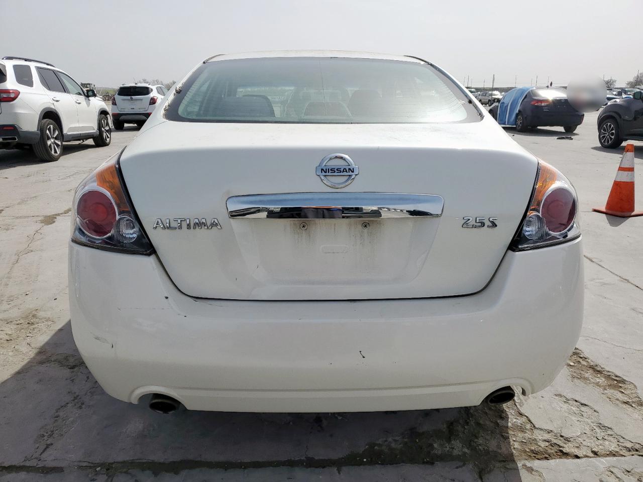 2012 Nissan Altima - Image 6