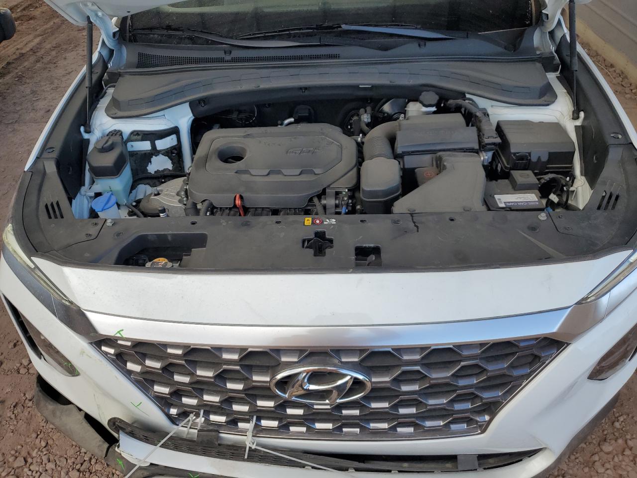 2020 Hyundai Santa Fe - Image 12