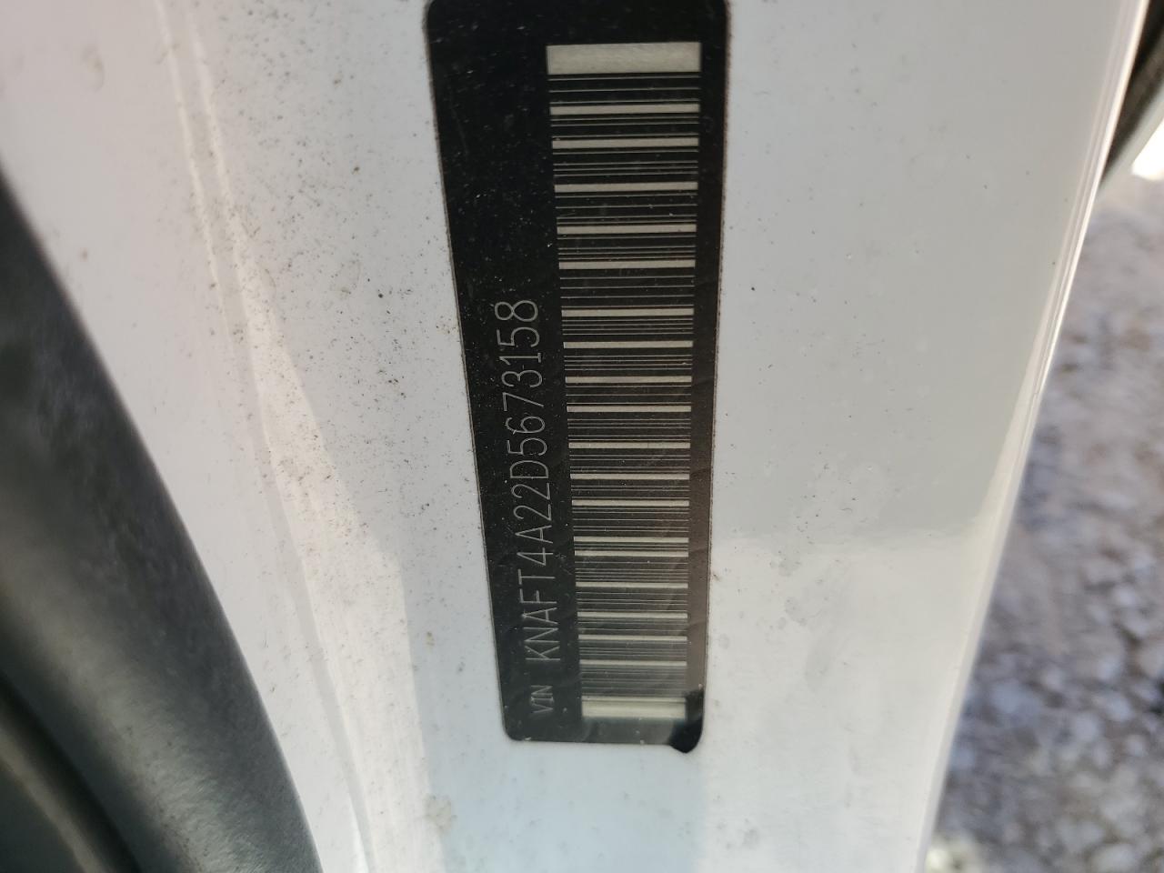 2013 Kia Forte - Image 12