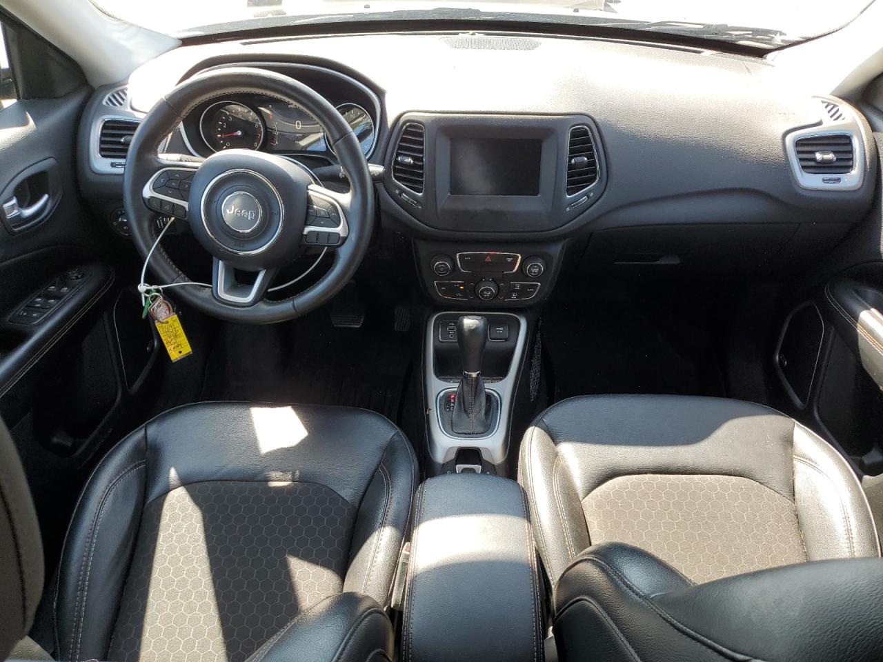 2018 Jeep Compass - Image 8