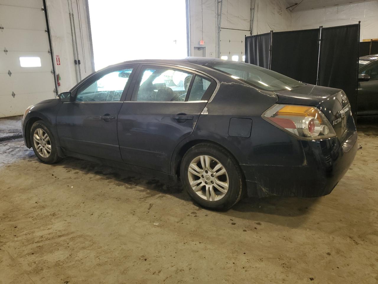 2012 Nissan Altima - Image 2