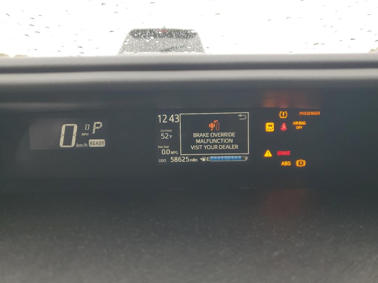2018 Toyota Prius - Image 9