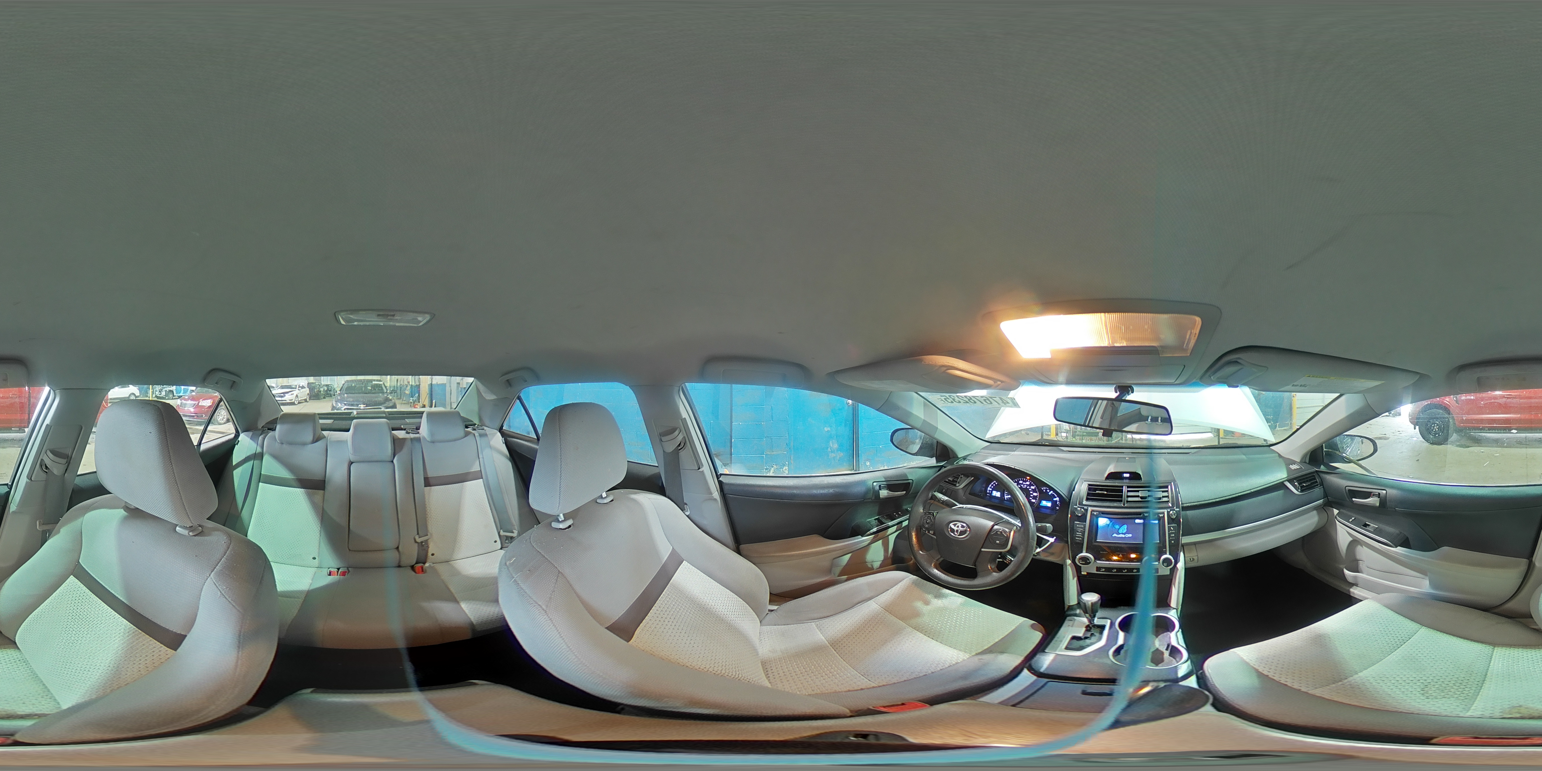 2013 Toyota Camry - Image 15