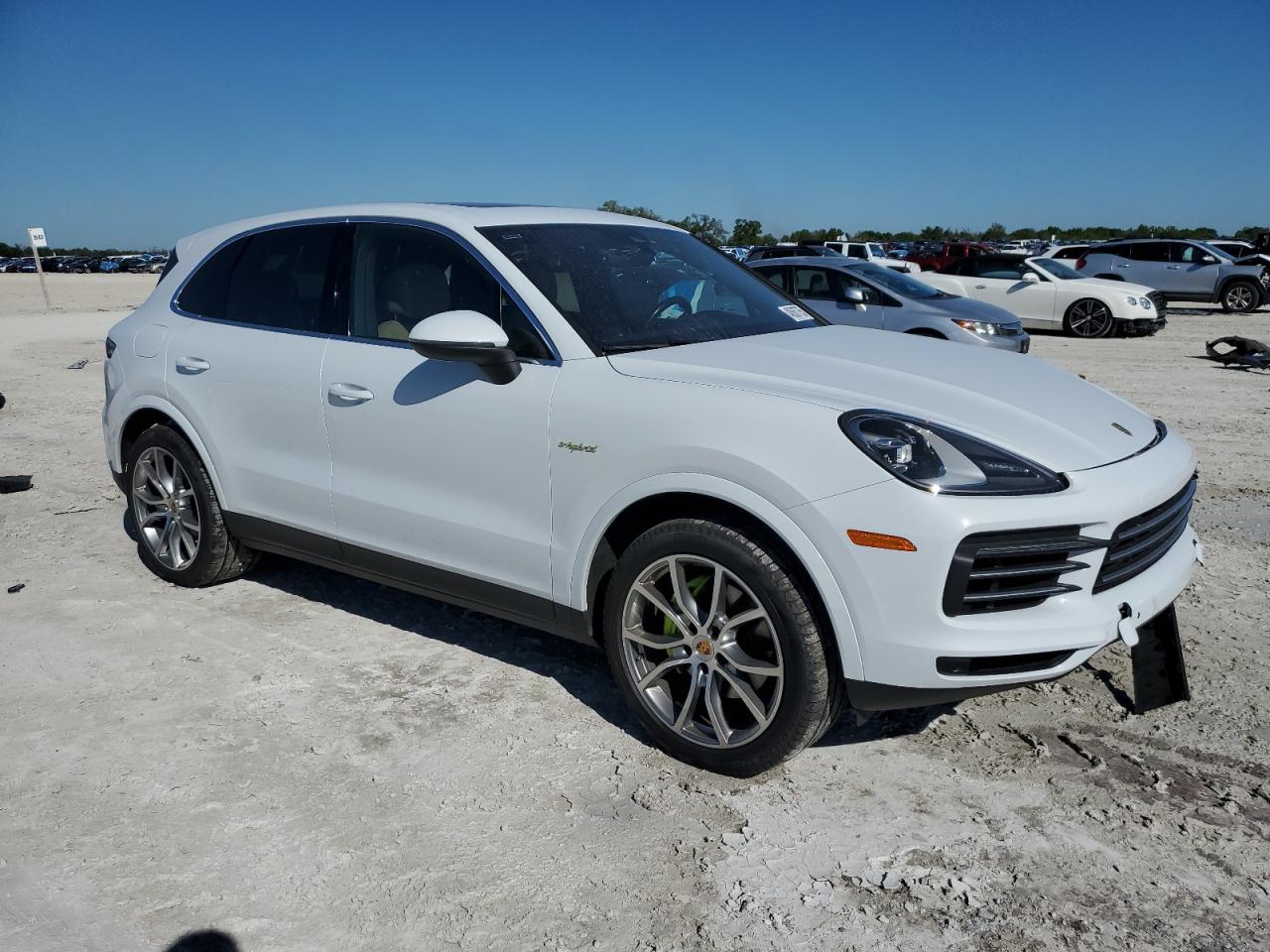 2020 Porsche Cayenne - Image 4