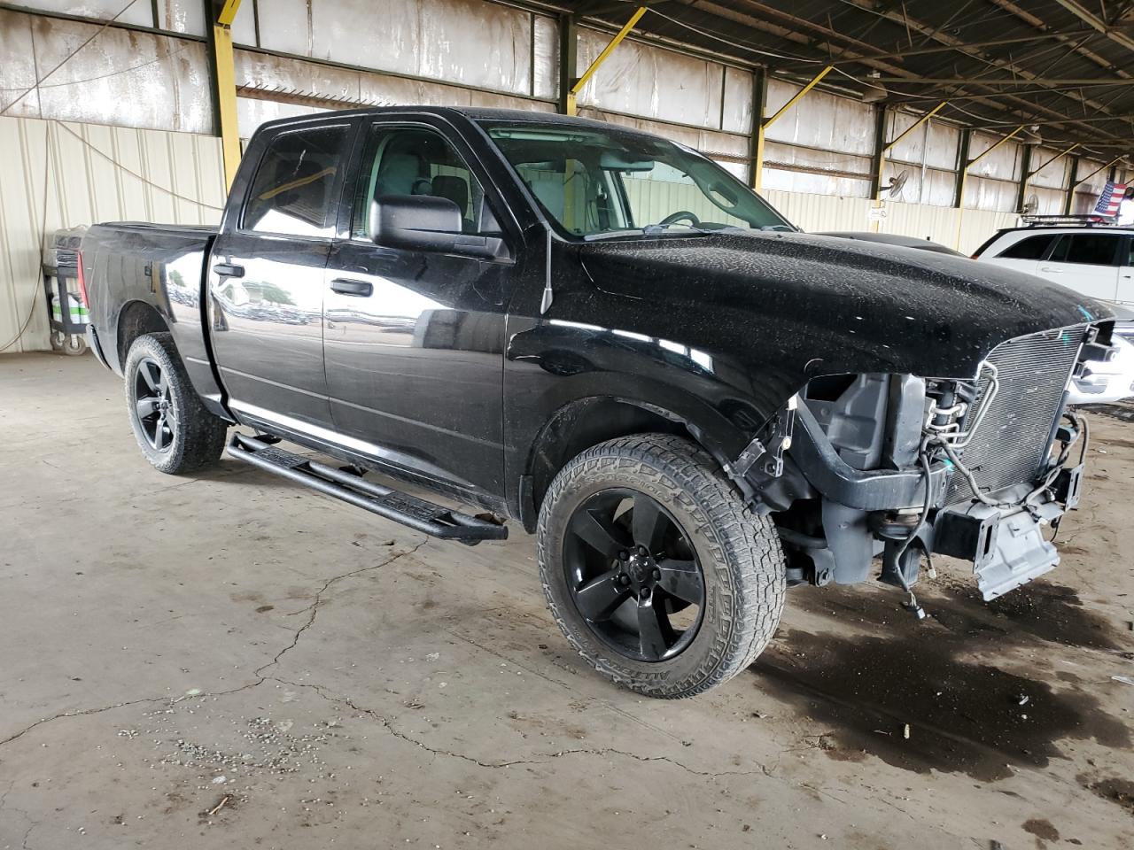 2014 RAM 1500 - Image 4