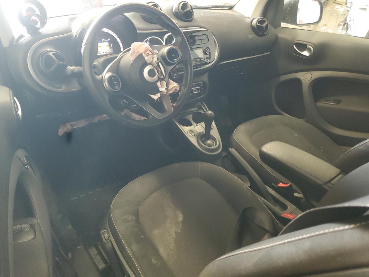 2016 Smart Fortwo - Image 8
