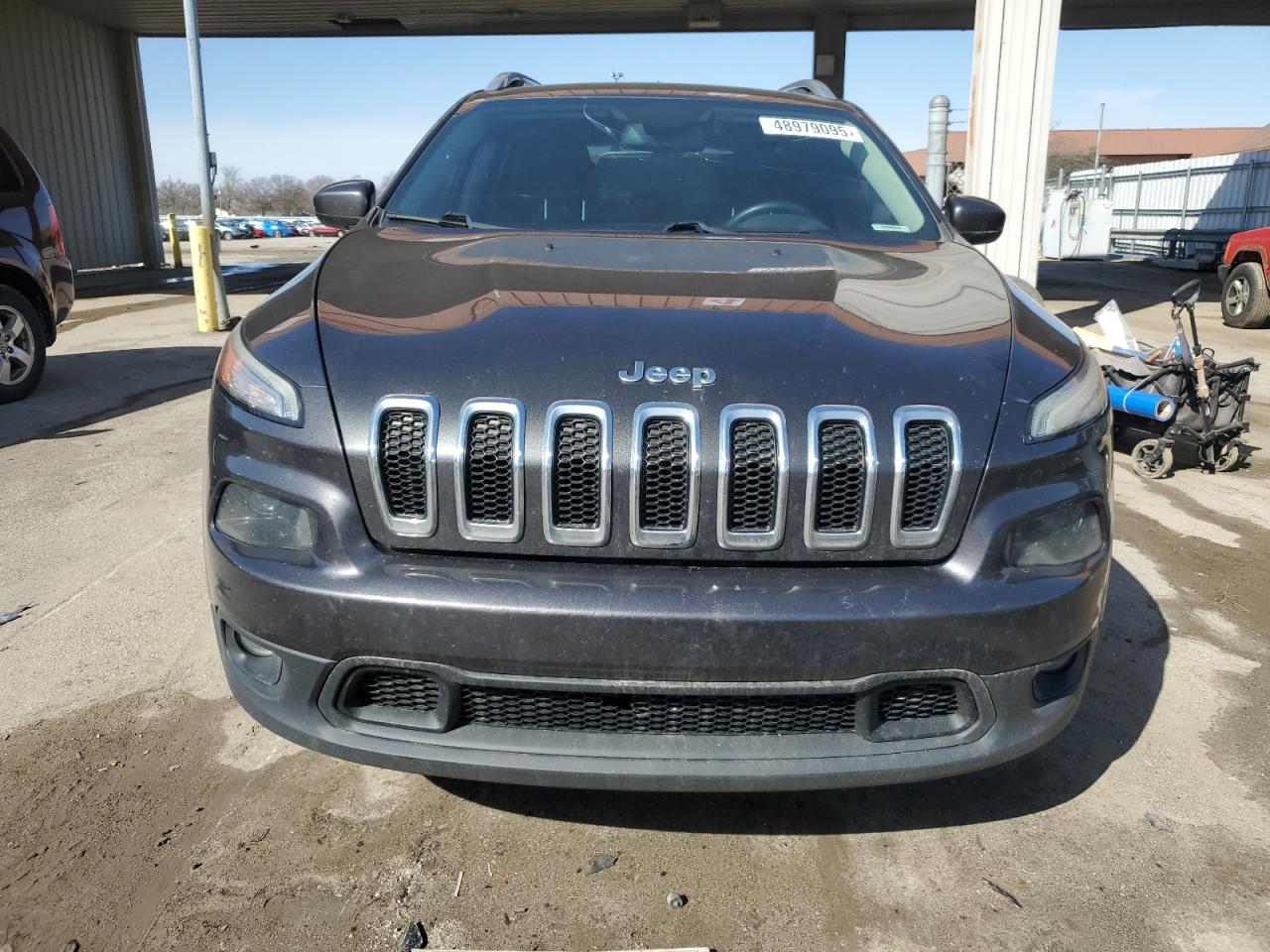 2016 Jeep Grand Cherokee - Image 5