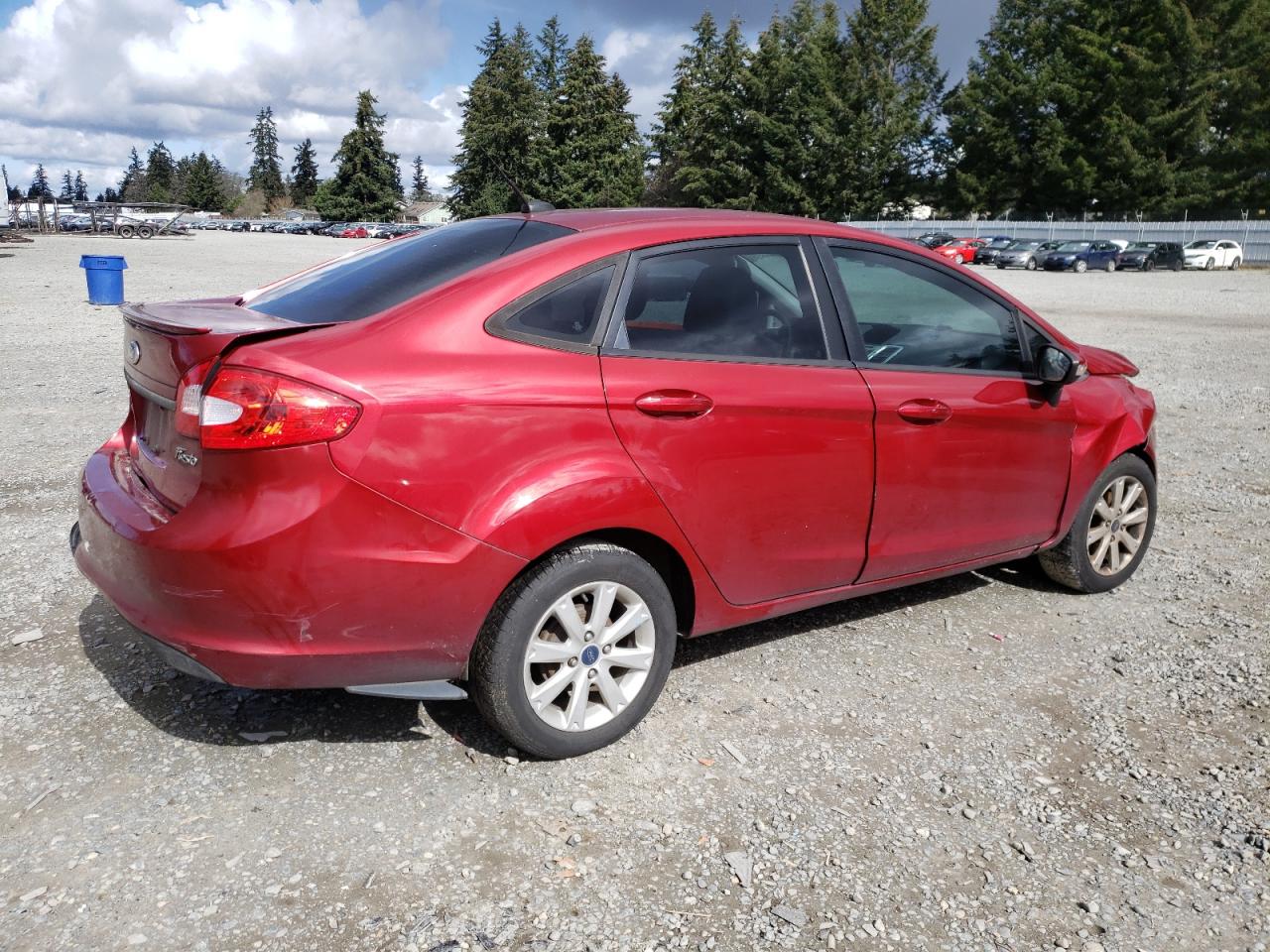 2013 Ford Fiesta - Image 3