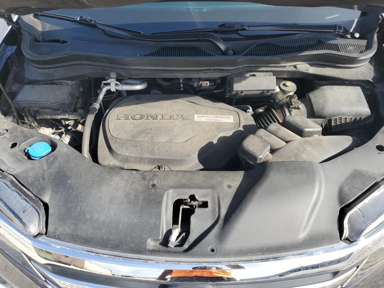 2017 Honda Pilot - Image 12