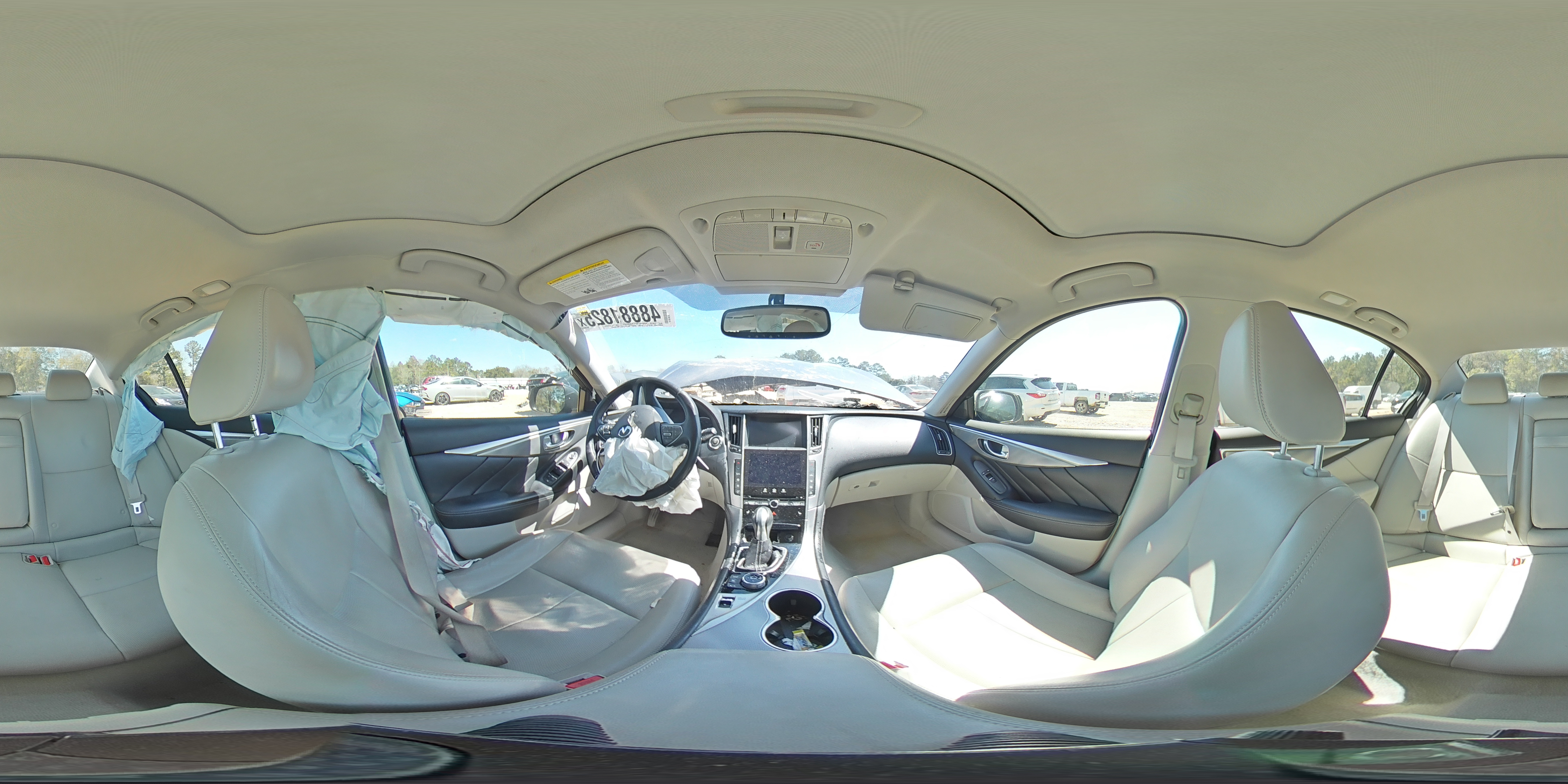 2015 Infiniti Q50 - Image 12