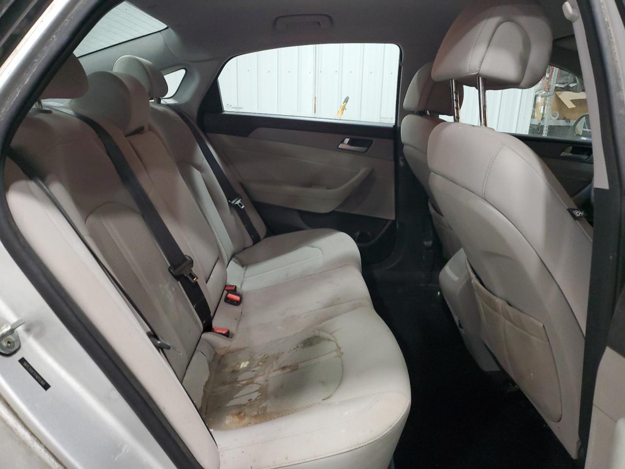 2015 Hyundai Sonata - Image 10