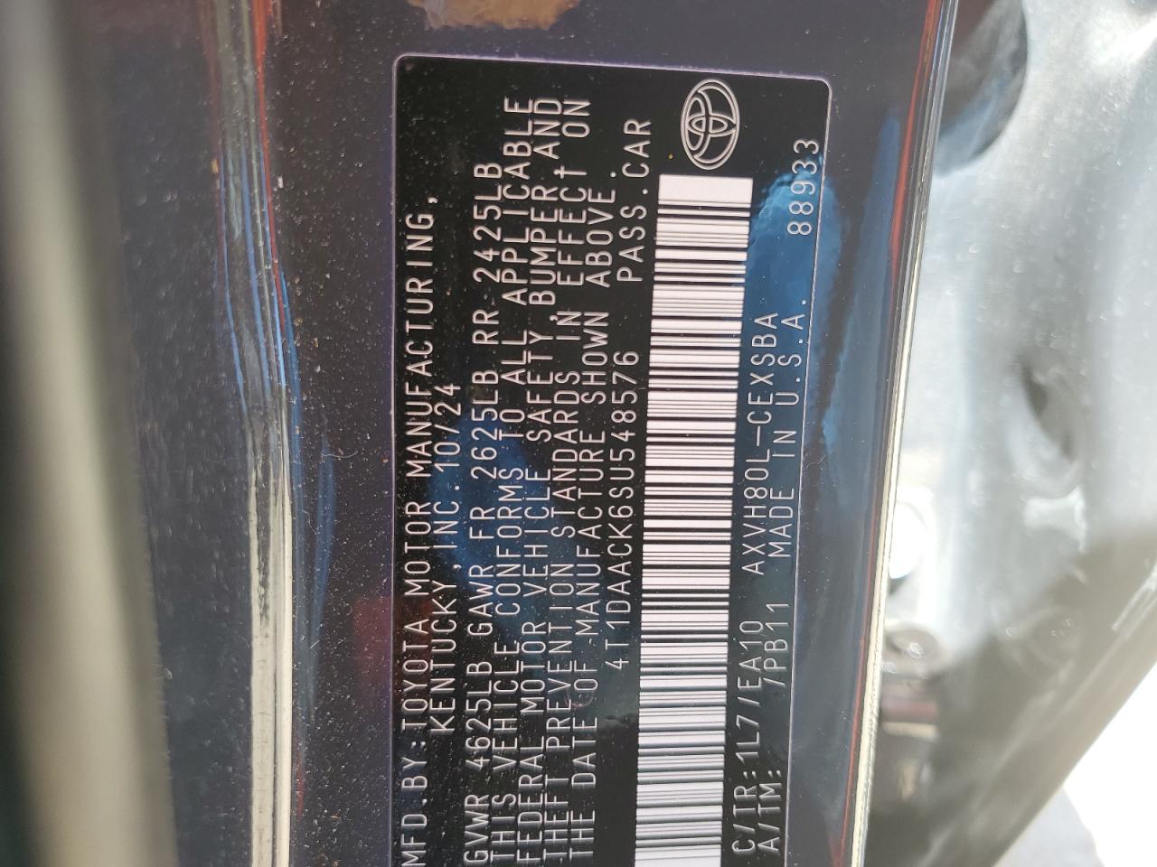 2025 Toyota Camry - Image 13