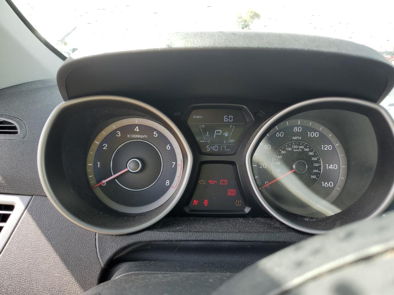 2014 Hyundai Elantra - Image 9