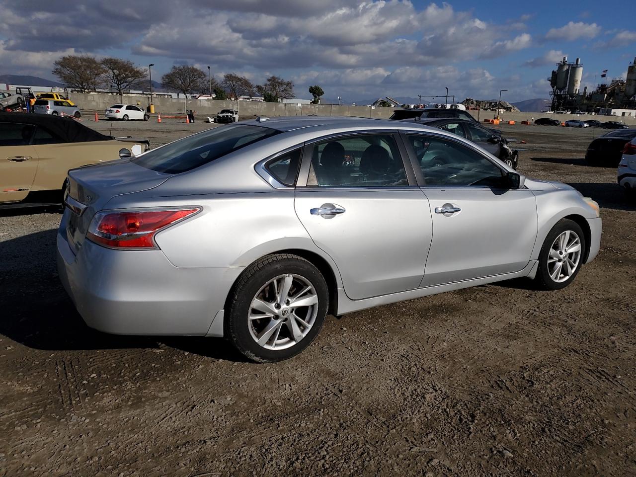 2013 Nissan Altima - Image 3