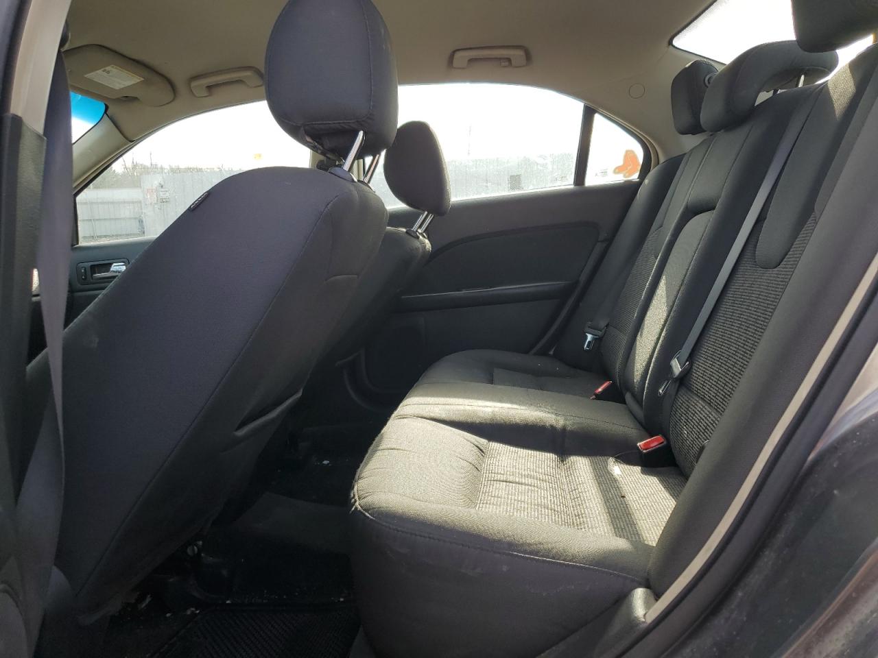 2012 Ford Fusion - Image 10
