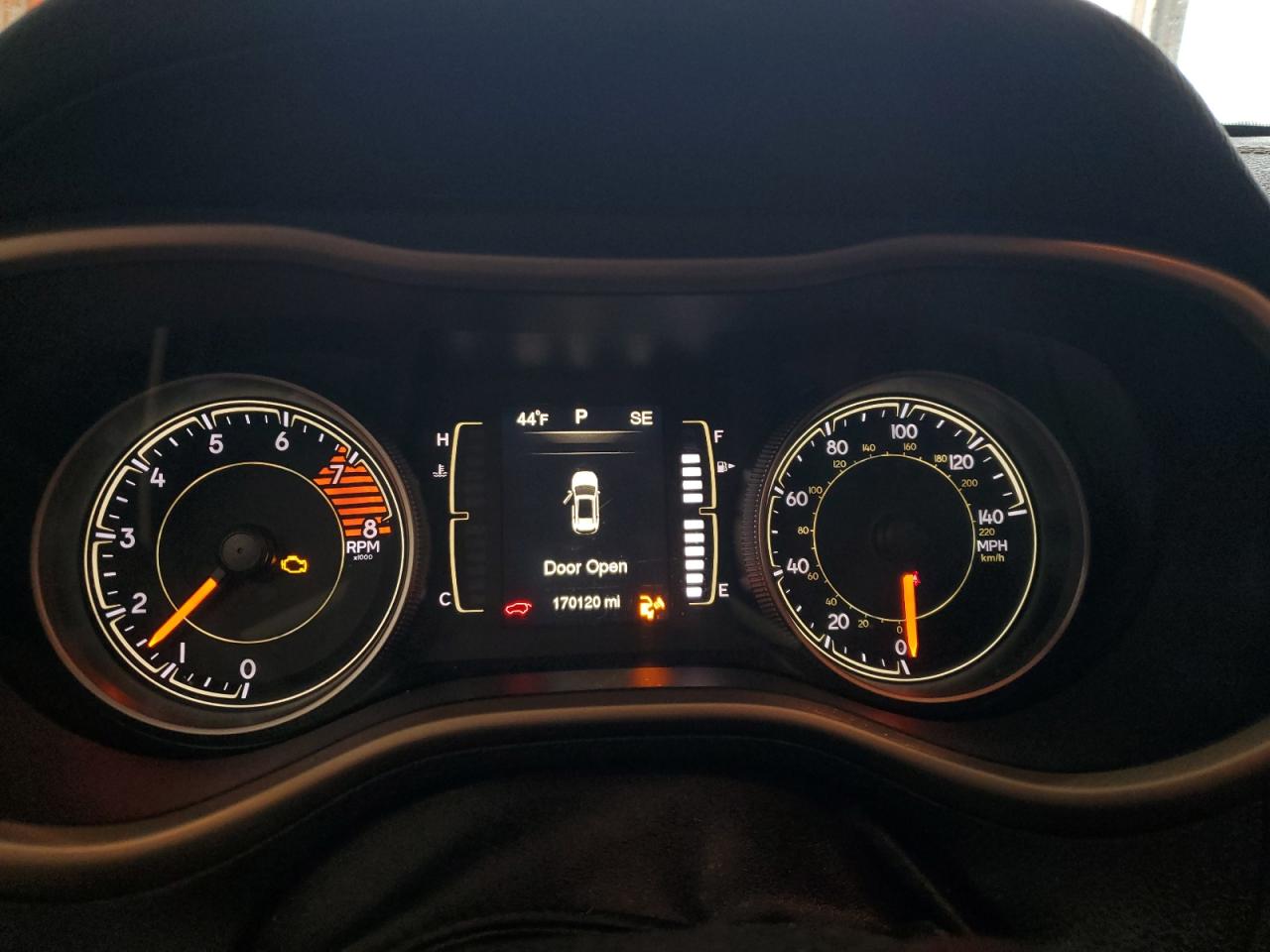 2016 Jeep Grand Cherokee - Image 9
