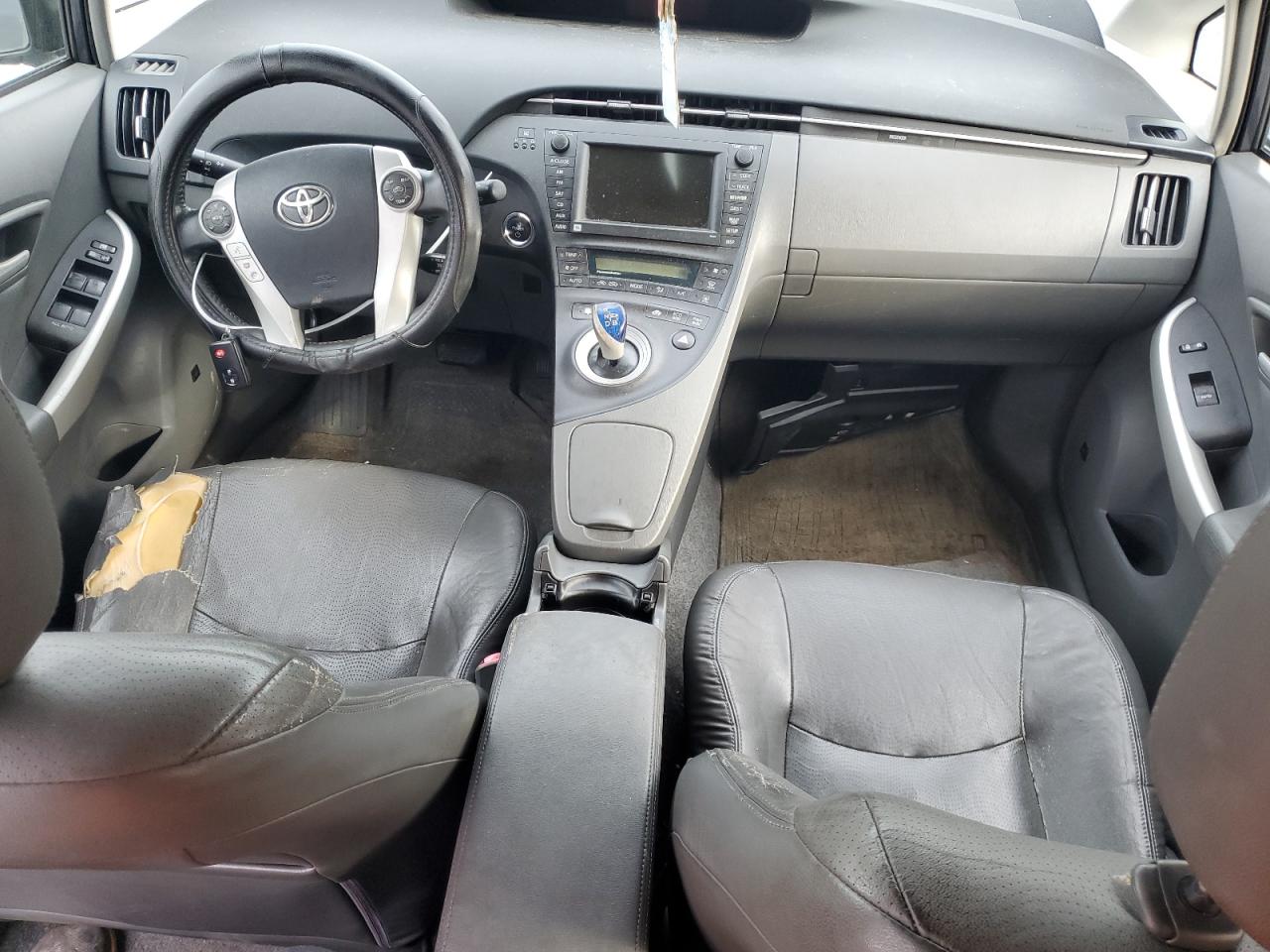 2010 Toyota Prius - Image 8