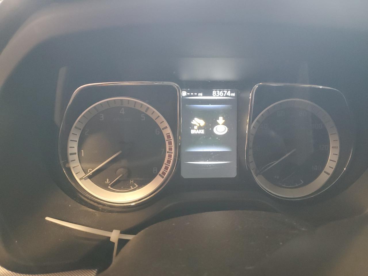 2017 Nissan Titan - Image 9