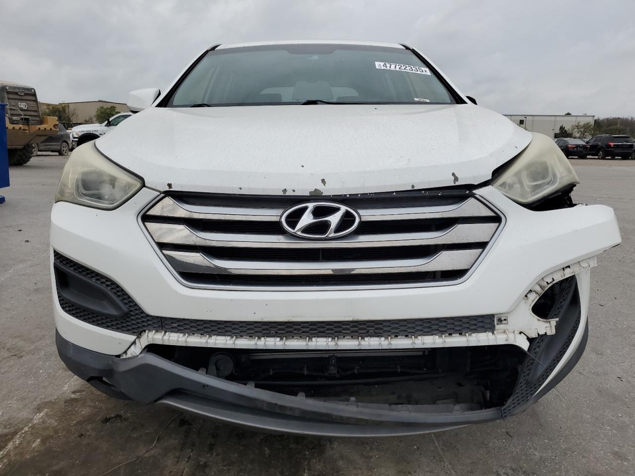 2015 Hyundai Santa Fe - Image 5