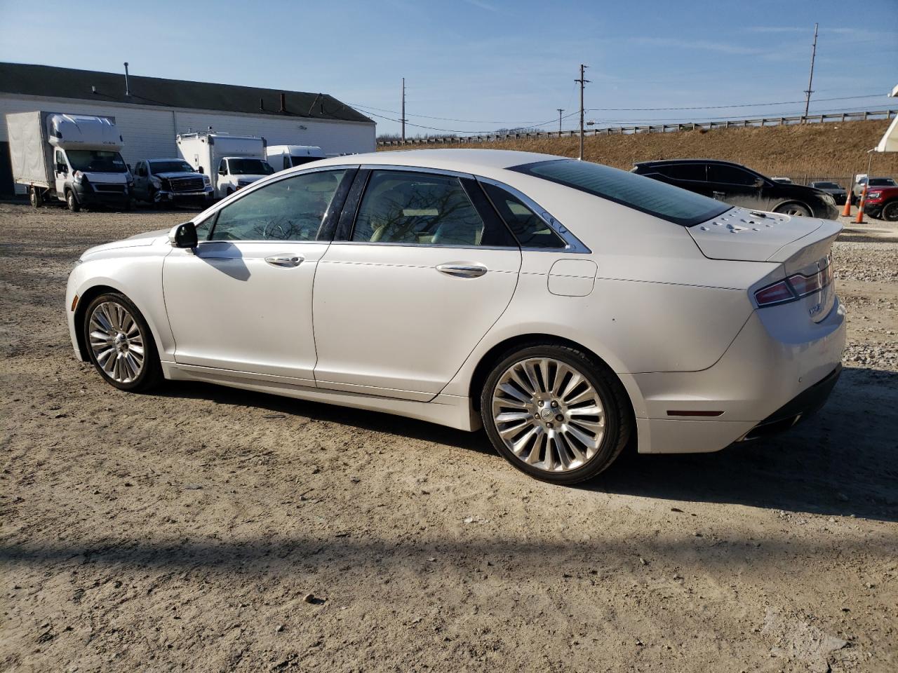 2014 Lincoln MKZ - Image 2