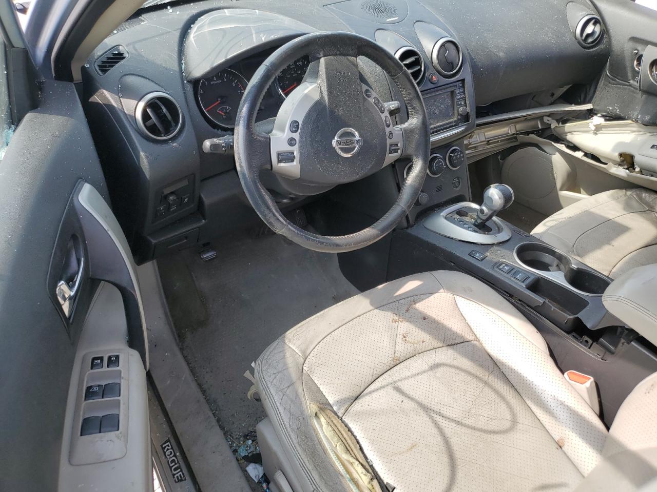 2012 Nissan Rogue - Image 8