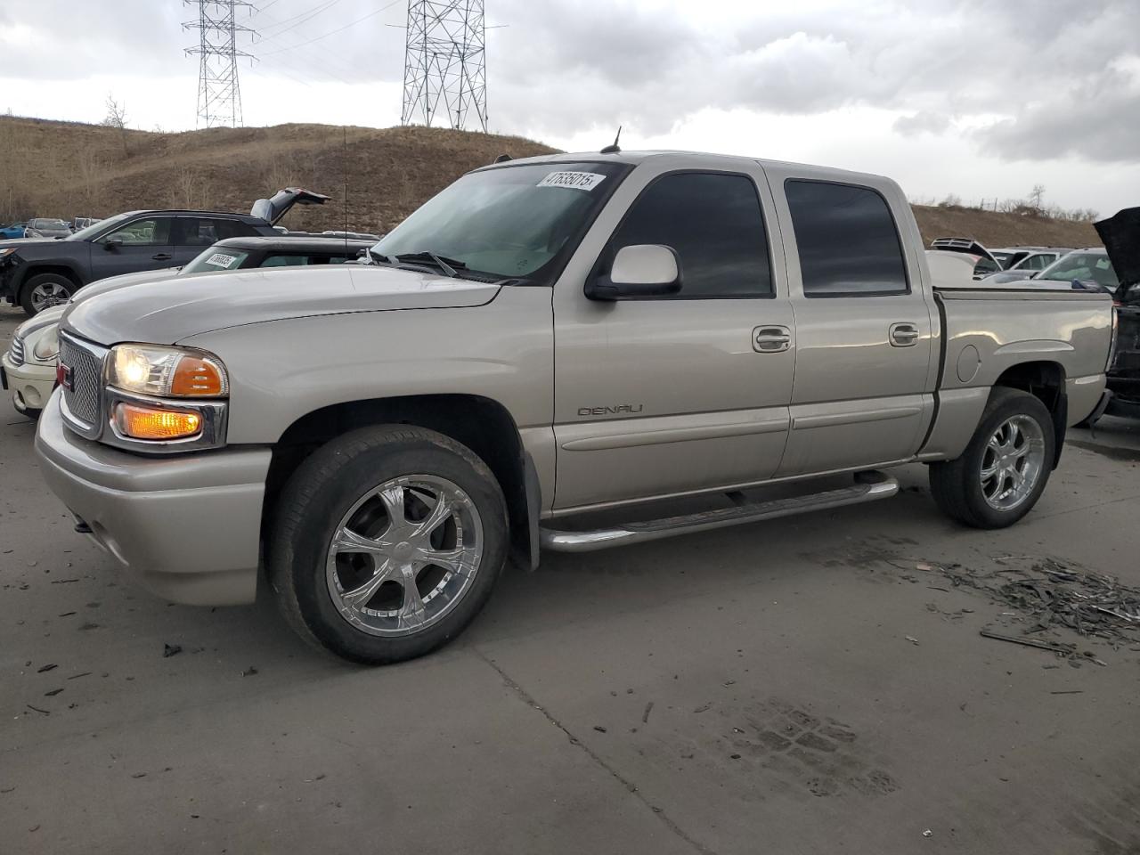 2005 GMC Sierra - Image 1