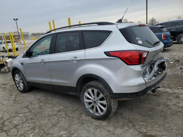  FORD ESCAPE 2019 Srebrny