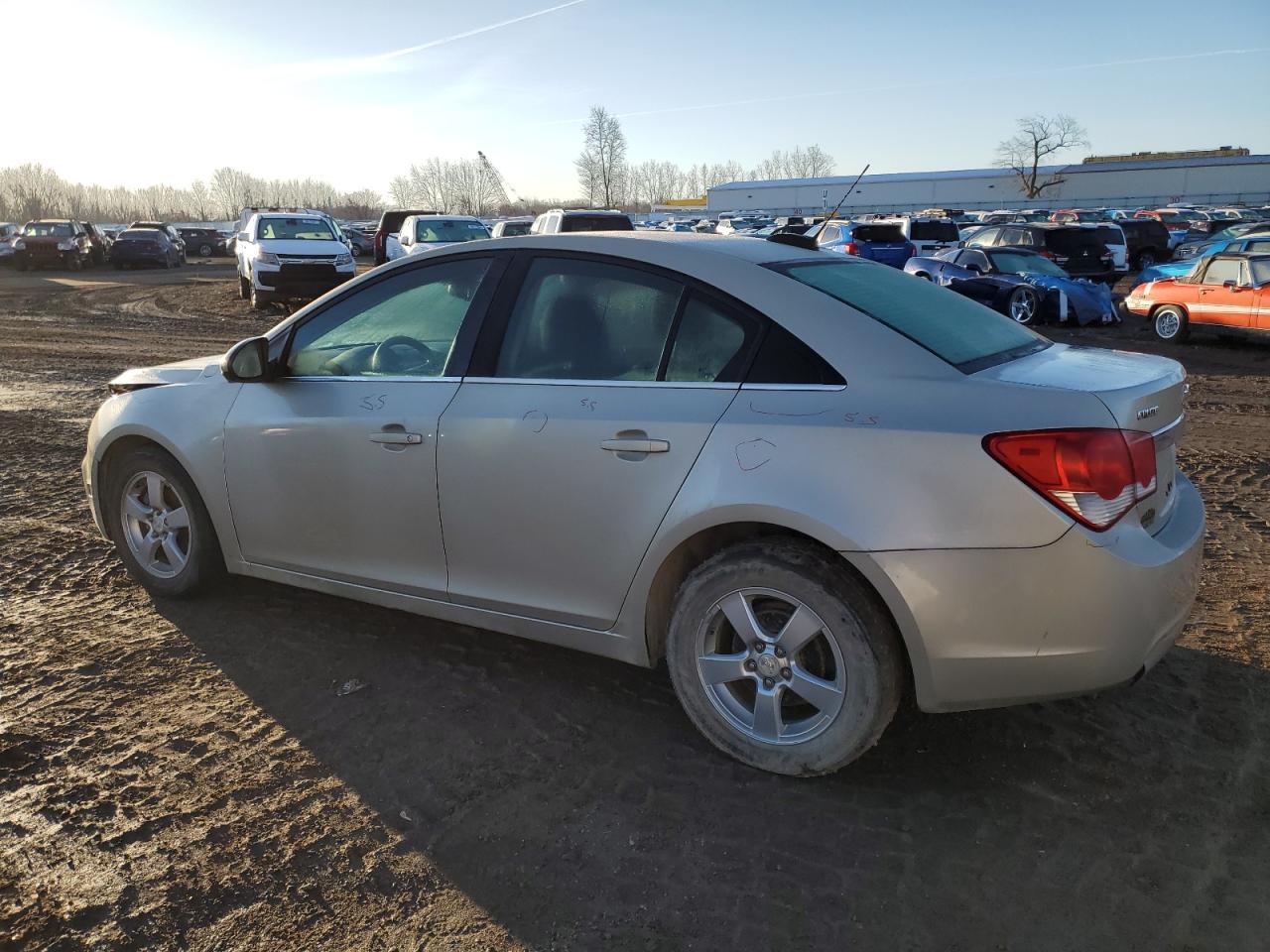 2015 Chevrolet Cruze - Image 2