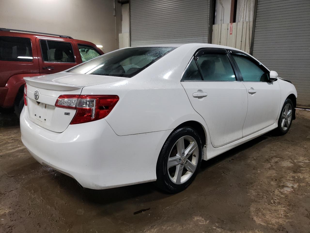 2012 Toyota Camry - Image 3