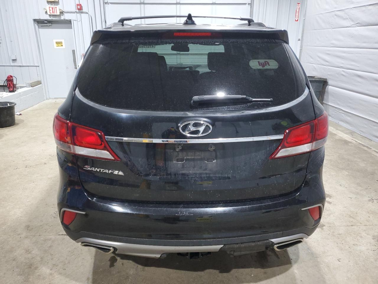 2017 Hyundai Santa Fe - Image 6
