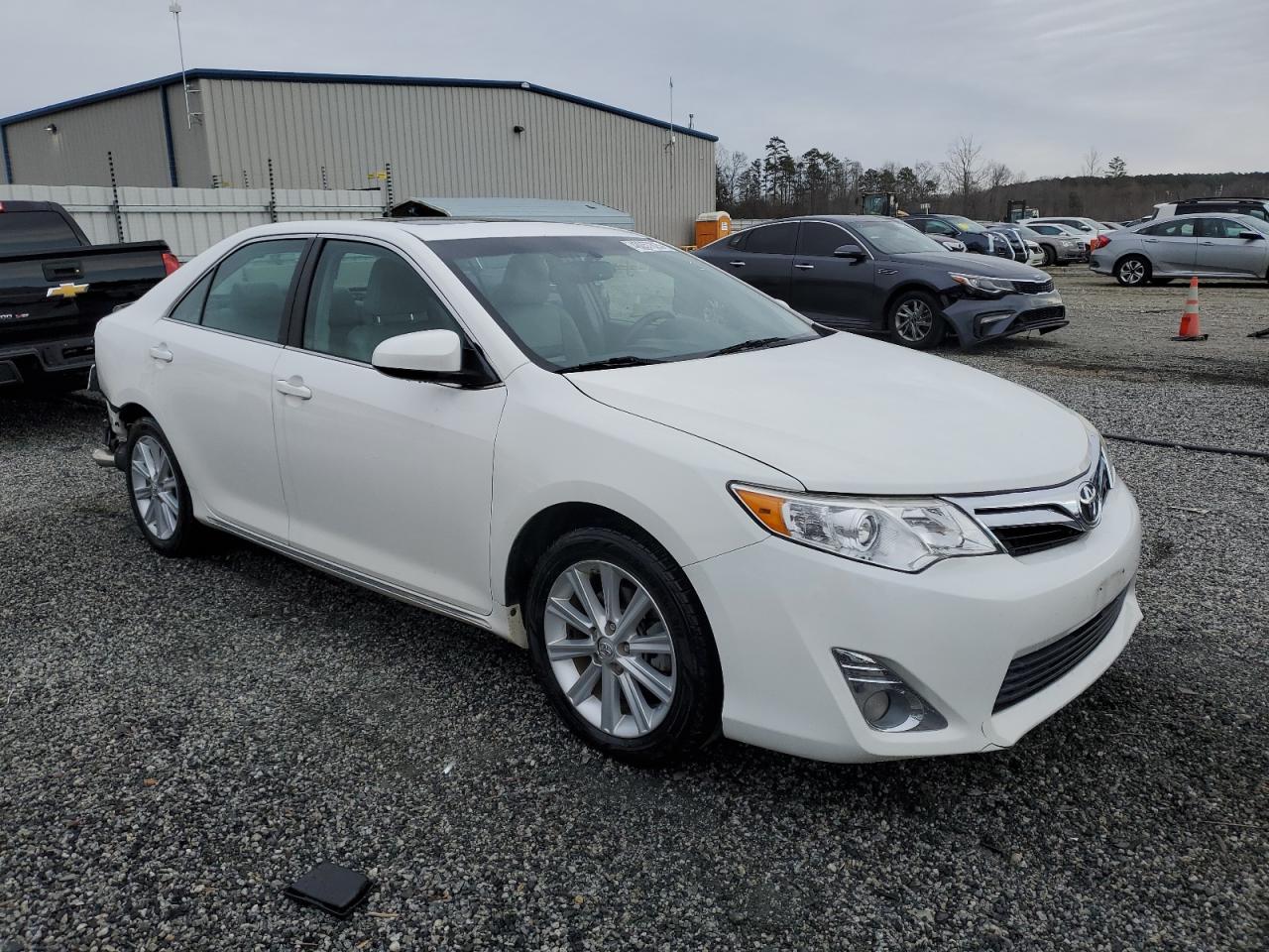 2014 Toyota Camry - Image 4