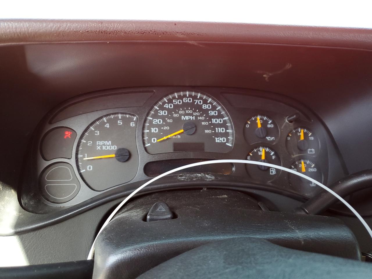 2005 Chevrolet Silverado - Image 9