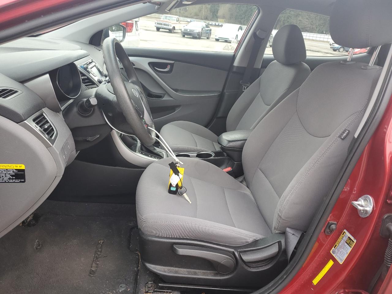2015 Hyundai Elantra - Image 7