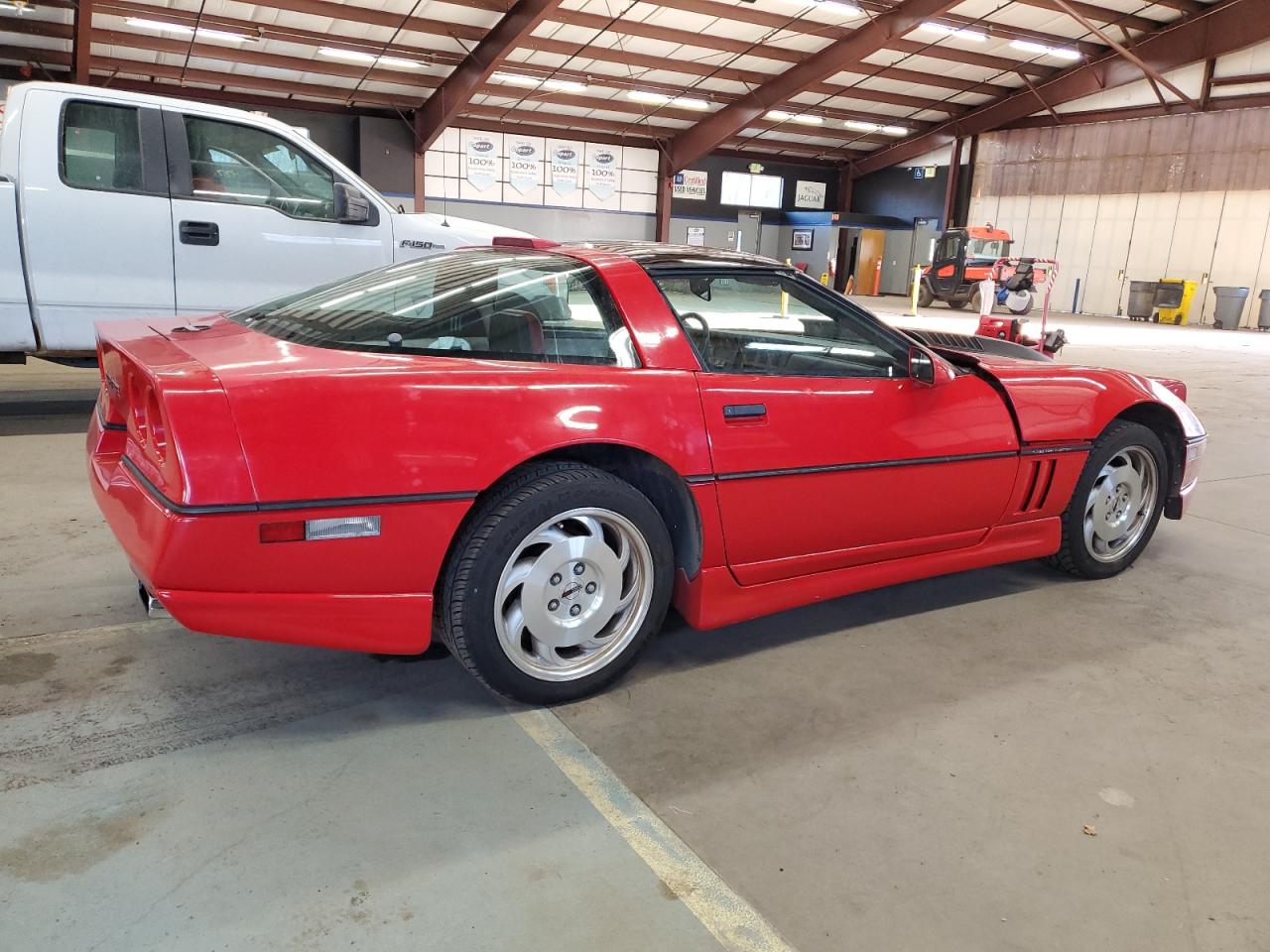 1985 Chevrolet Corvette - Image 3