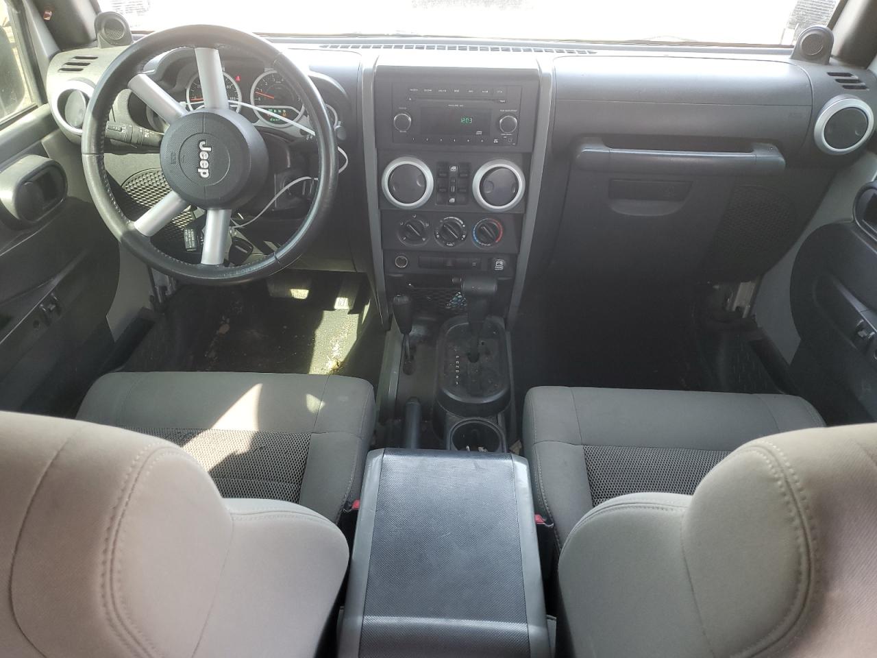2009 Jeep Wrangler - Image 8