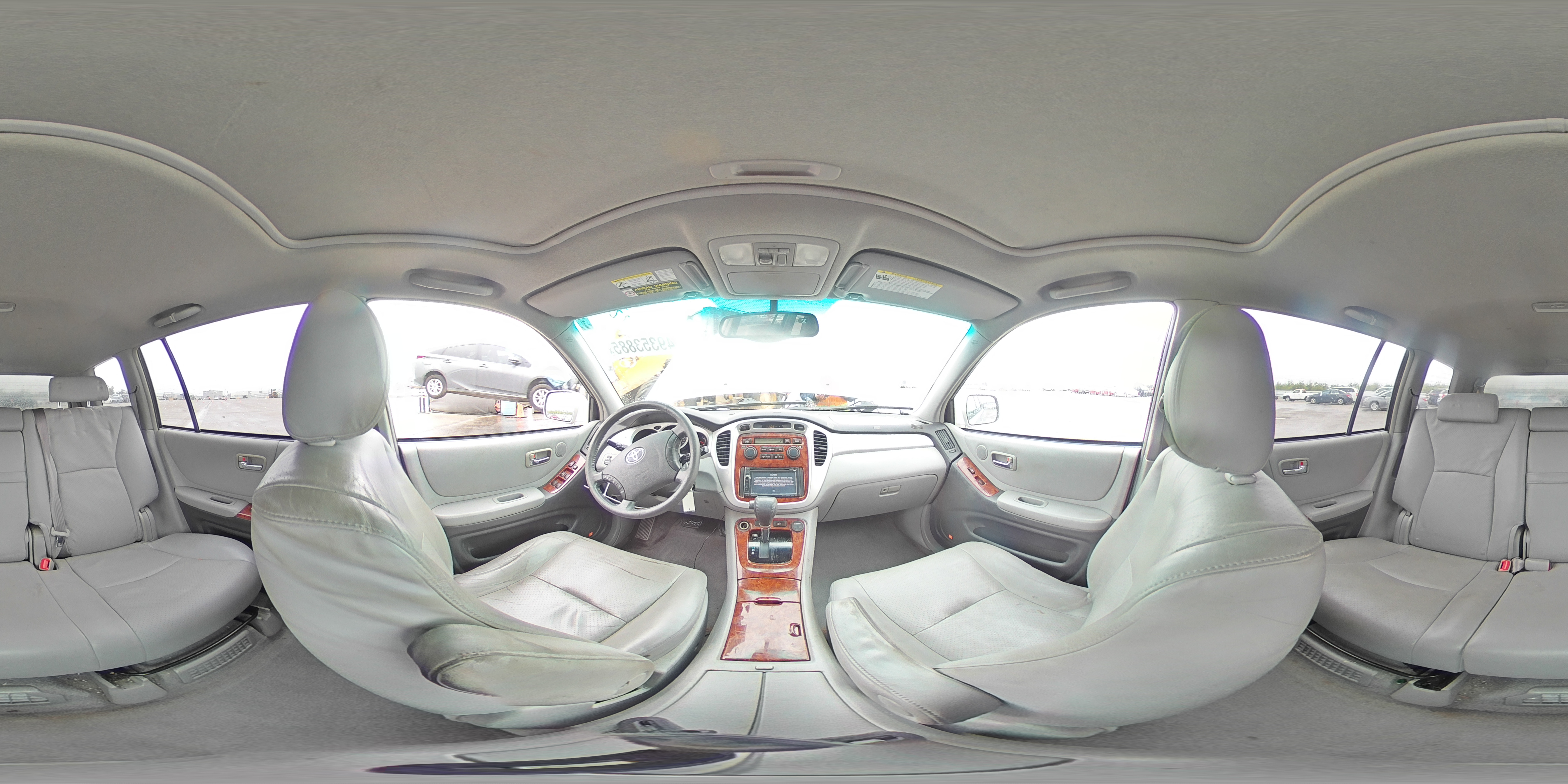 2006 Toyota Highlander - Image 13