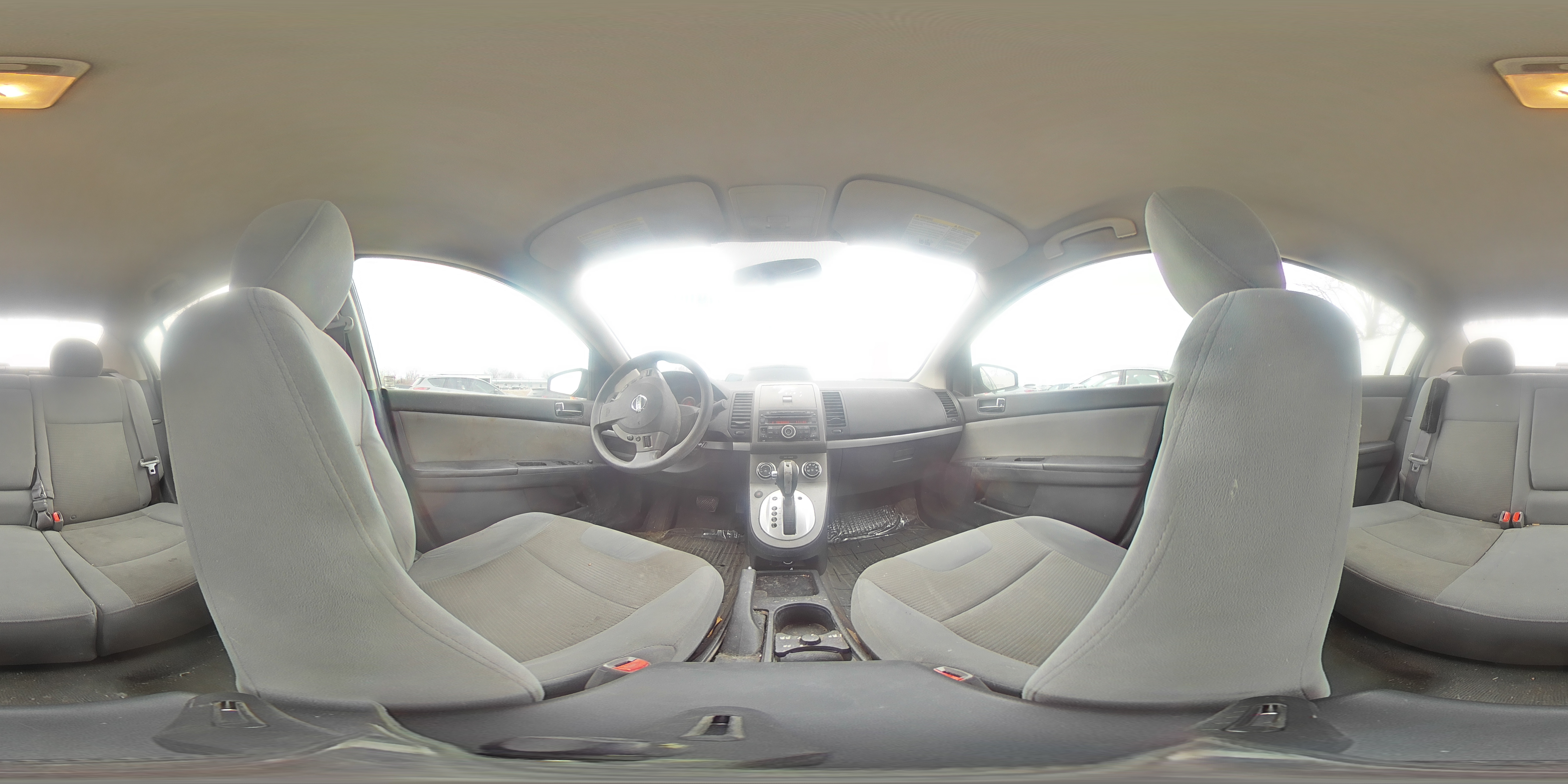 2010 Nissan Sentra - Image 12