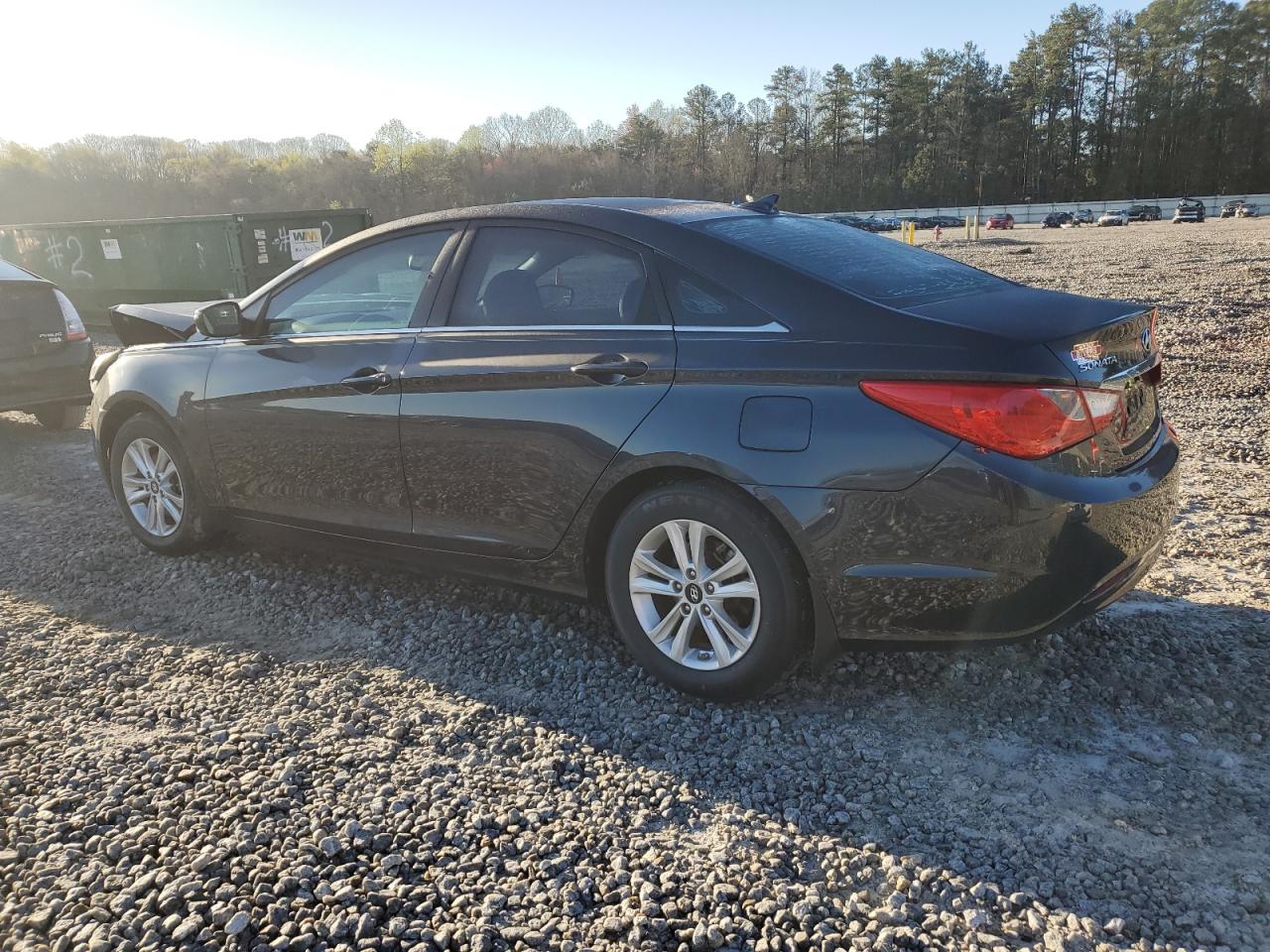 2013 Hyundai Sonata - Image 2