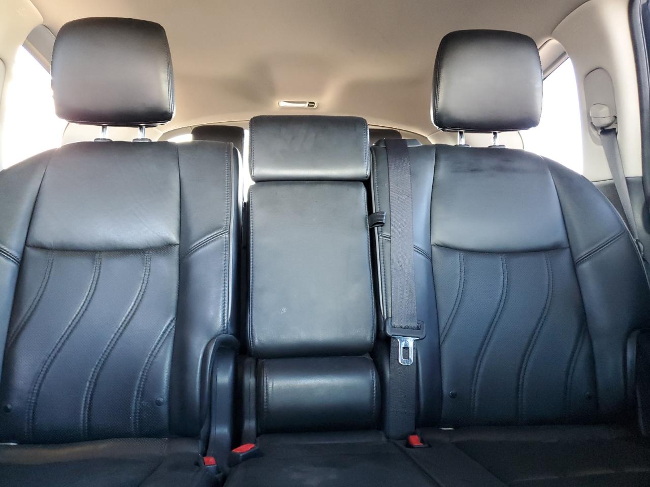 2013 Infiniti JX - Image 10